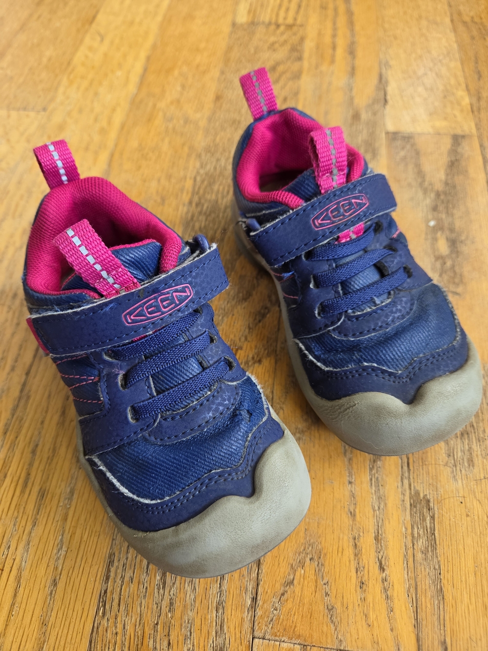 KEEN Kids Dark Purpke and Hot Pink Velcro Sneakers, Size 8